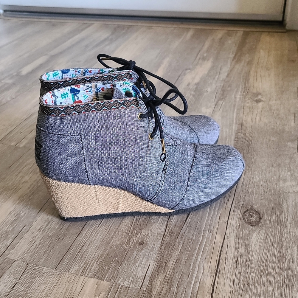 Skechers BOBS for Dogs Wedge Bootie